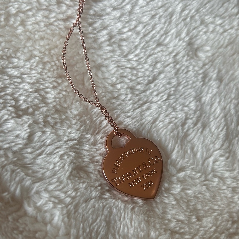 Rose gold tiffany necklace